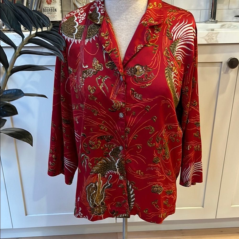 VGUC Natori red and gold pyjama lounge set - button top and drawstring pants